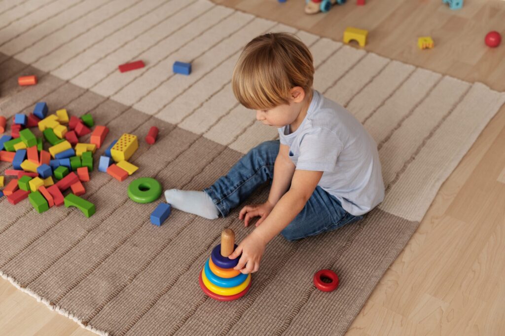 Qu'est-ce que les enfants apprennent exactement des jouets ?